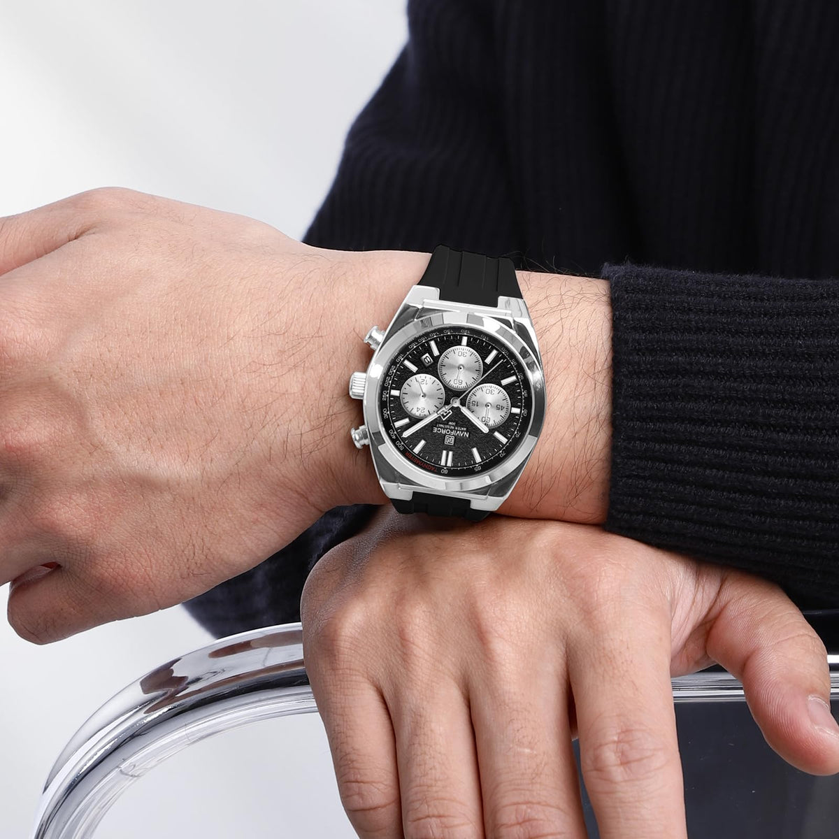 Multifunctional Chronograph Analog Quartz Waterproof Watch I518